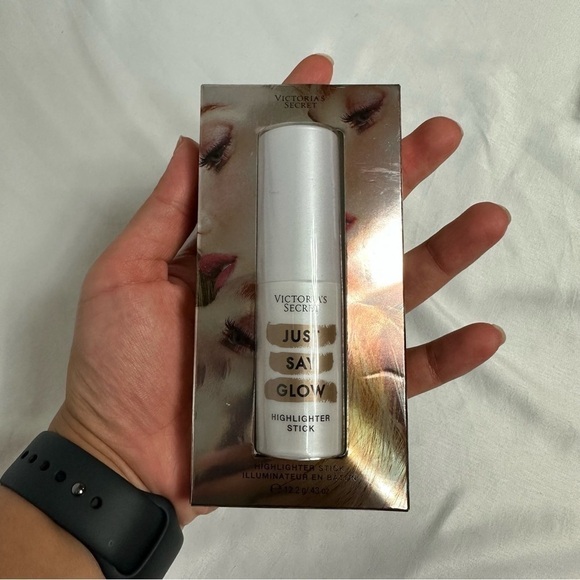Nwt Victoria’s Secret Just Say Glow Highlighter - Champagne - Picture 3 of 4